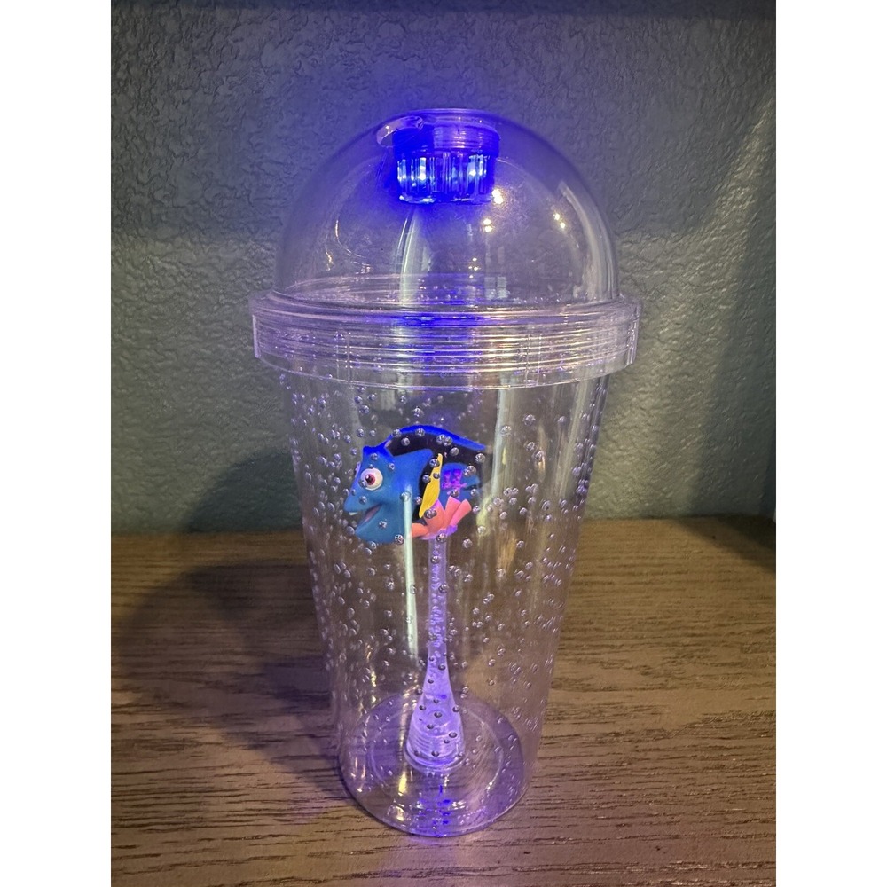 Disney Pixar Finding Nemo, Dory Light Up Tumbler With Lid, New Rare